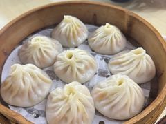 -莱莱小笼·乔艾