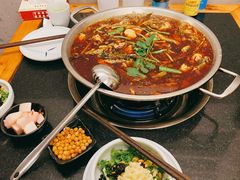 -小饕荟雅安贡椒鱼鲜馆(广福桥店)