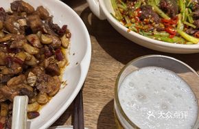 Hua Zi's Dad Stir-Fried Chicken