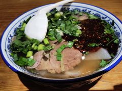 -嘻小北·兰州清汤牛肉面(太平洋森活天地店)