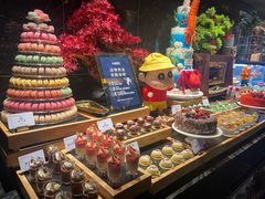 -雍容荟帝王蟹活龙虾展台自助(IFS黑金店)