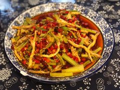 火爆鼻筋-拈一筷子·宜宾江湖菜(总店)