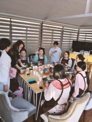 -卓玥国际月子会所(罗山路店)