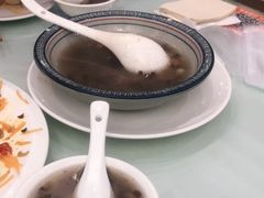 -大妈饺子馆·特色锅包肉·饺子(鼓楼店)