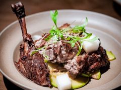 炙烤春鸭腿与熏瓜-YUAN·䬧