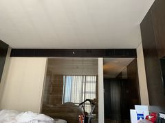 -青岛海尔洲际酒店