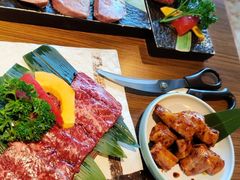 -炼火烤肉店
