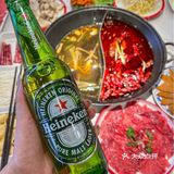 两个人吃撑了也就一百出头 这不跟朋友边吃火锅边聊天
