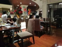 大堂-荣誉国际酒店-云顶旋转餐厅
