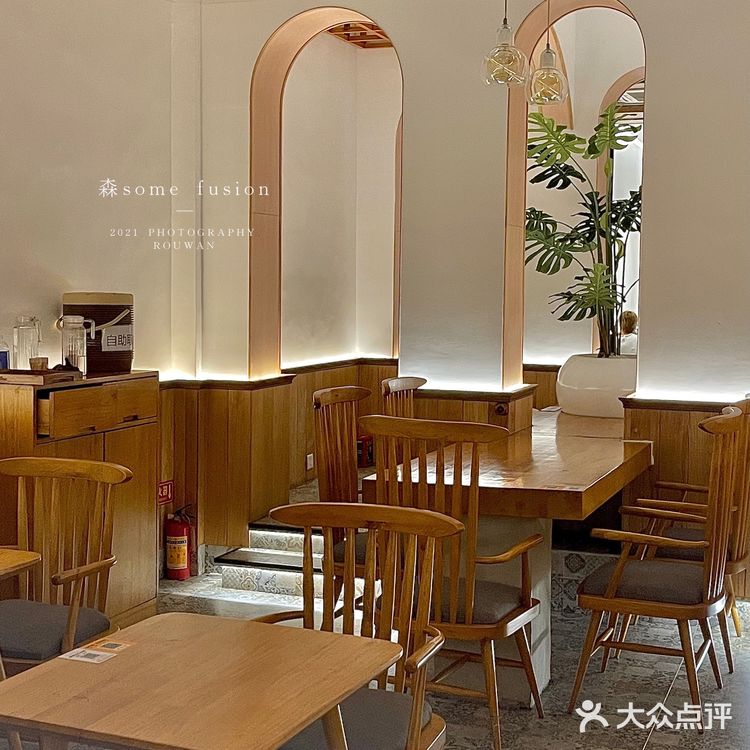 在骑楼里吃西餐是种什么样的体验🍴荔湾宝藏西餐厅