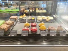 -星巴克臻选(上海合生汇1F店)