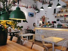 -北平花园·MUA摩造汉堡·北平咖啡(南锣鼓巷胡同店)
