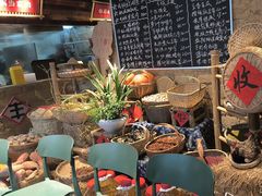 -蛮佬拾·乡里土菜馆(河西王府井店)