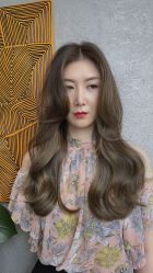 -变画·发型STUDIO