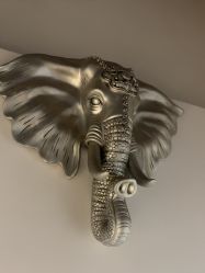 点击看大图 -冰岛刺青·手工耳饰品售卖·专业纹身