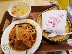 -老陈家擀面皮(平凉路店)