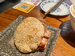 -老天桥酱肉烧饼夹肘子(天桥店)
