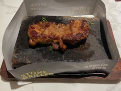 火山岩烧澳洲厚牛扒-卡朋西餐(较场西路店)
