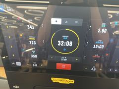 -Z&B Fitness Studio·Gym(前滩L+PLAZA店)