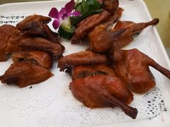 红烧乳鸽-庭苑美食中心·陈皮烧鹅·海鲜(台山店)