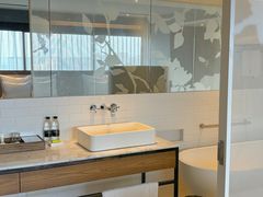 -郑州建业艾美酒店