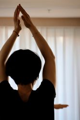 -酉嘉瑜伽YO+YOGA