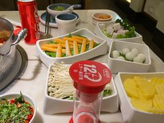 -左庭右院鲜牛肉火锅(浦江欢乐颂店)
