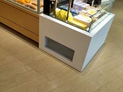 面包甜点陈列柜-好利来(抚顺乐购店)