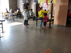 -麦当劳(欢乐谷店)