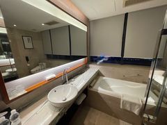 -上海龙之梦万丽酒店