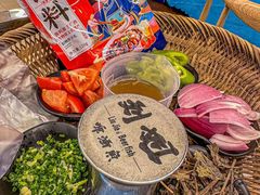 -刘姐啤酒鱼民族演艺餐厅(西街总店)