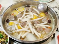 -三头牛·潮汕牛肉生蚝火锅 (夏湾店)