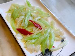 -吴越荣记苏州菜·松鼠桂鱼(月光码头店)