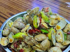 隔壁店的辣炒花蛤-清真·马峰烤肉(小学习北巷店)