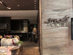 -上海漕河泾万丽酒店