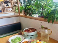 -渝信川菜 · 川味家常菜(财富购物中心店)