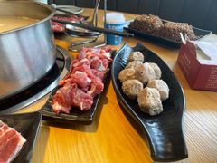 -云聚汇牛很鲜潮汕牛肉火锅(克拉玛依汉博店)