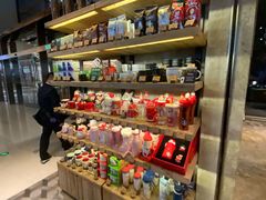 零售区-星巴克臻选(湖滨道店)