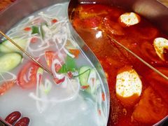 鸳鸯锅底-乐山串串香老火锅(鼓楼店)