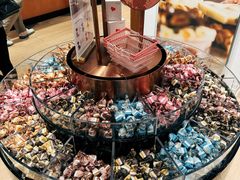 -Laderach 莱德拉(上海环贸iapm店)