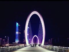 -南京眼步行桥