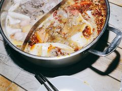 -犇一鲜老重庆火锅(华威大厦店)