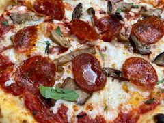 意大利经典腊肠PIZZA-BaBBo巴博意大利餐厅