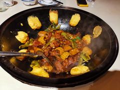 豆角土豆炖排骨-妈妈家铁锅炖(景诚园综合楼店)