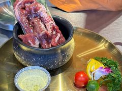 -哈哈碳都·牛肋条无限自助烤肉(台江万达店)