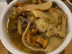 -菌海森林·非遗野生菌火锅(西山区滇池路摩根道店)
