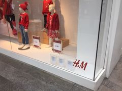 -H&M(天一广场店)