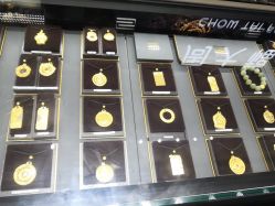-周大福CHOW TAI FOOK(荟聚购物中心西红门店)