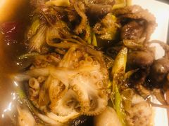 爆炒八爪鱼-臻鲜燕海鲜融合餐厅(金陵style店)