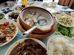 -天乐农家鱼头王(天目湖店)